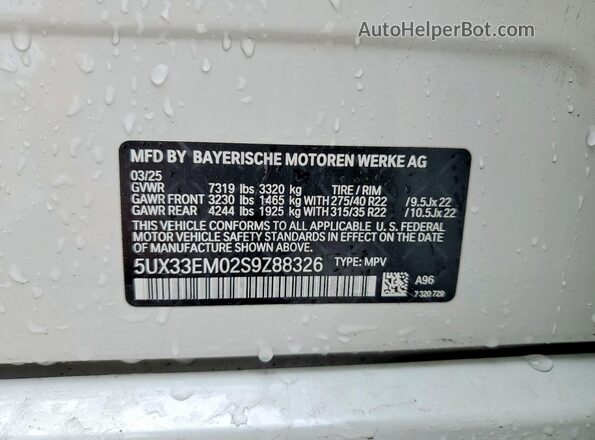 5UX33EM02S9Z88326 2025 BMW X7 White Widok komory silnika