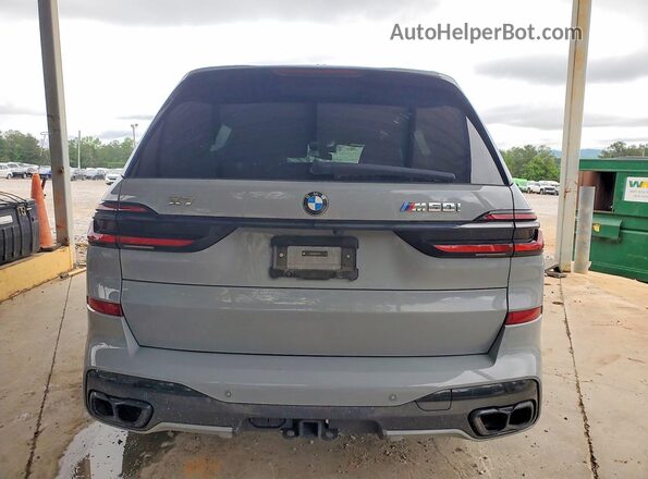 5UX33EM03R9T73102 2024 BMW X7 Gray Հետևի տեսք