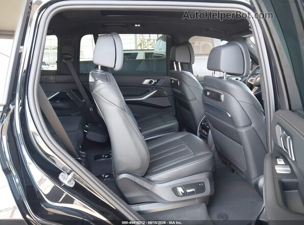 5UX33EM03S9X94002 2025 BMW X7 Black VIN sticker view