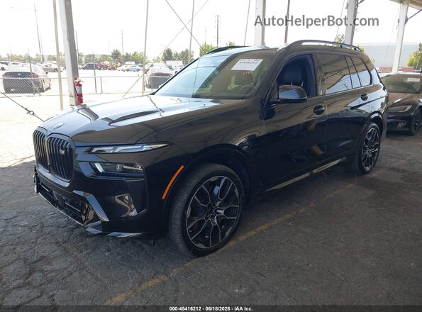 5UX33EM03S9X94002 2025 BMW X7 Black Front left
