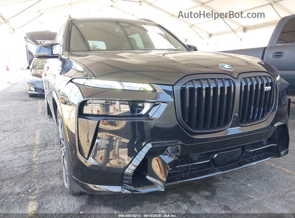 5UX33EM03S9X94002 2025 BMW X7 Black Front view