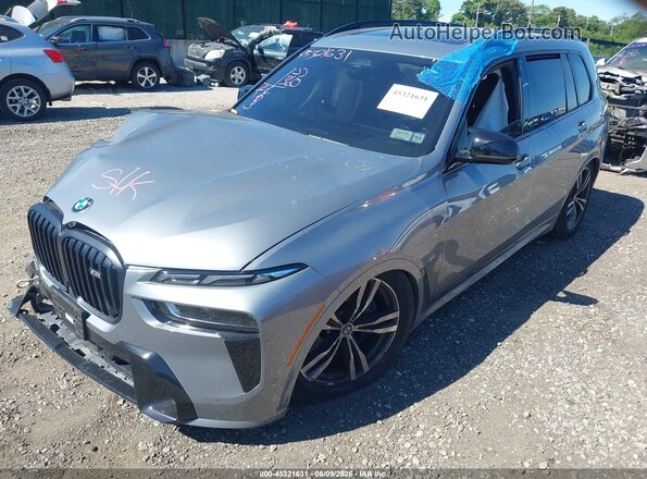 5UX33EM08T9103645 2026 BMW X7 Gray Przód lewy
