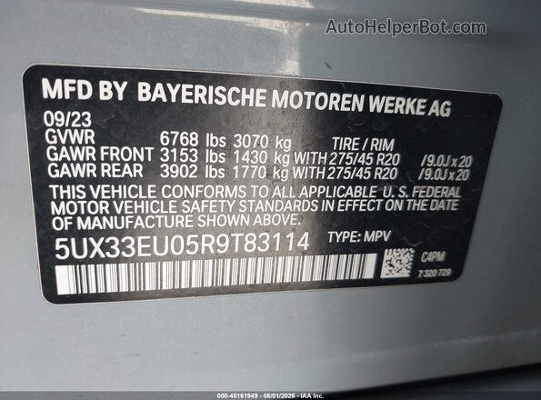 5UX33EU05R9T83114 2024 BMW X5 Gray Vista del compartimento del motor