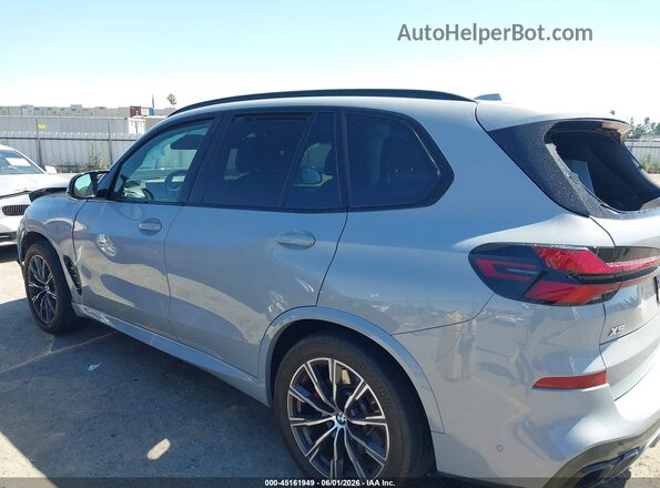 5UX33EU05R9T83114 2024 BMW X5 Gray 