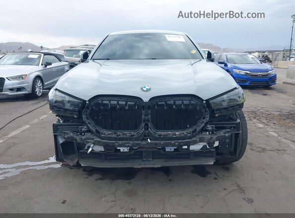 5UX33EX01S9W31814 2025 BMW X6 Gray Front view