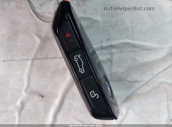 5UX33EX01S9W31814 2025 BMW X6 Gray Dashboard view