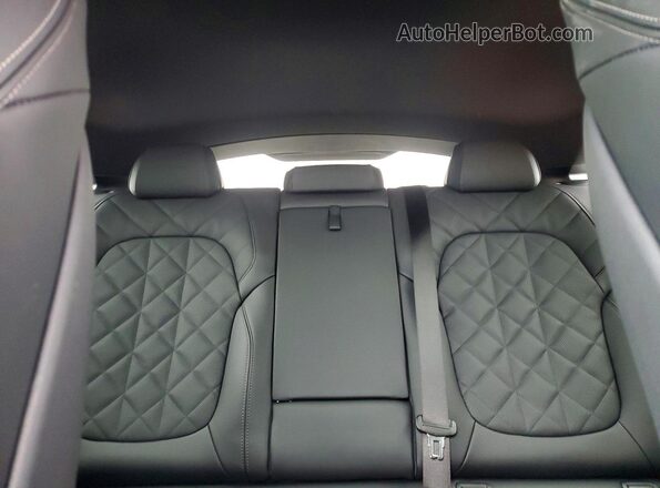 5UX33EX03V9428797 2027 BMW X6 Gray 