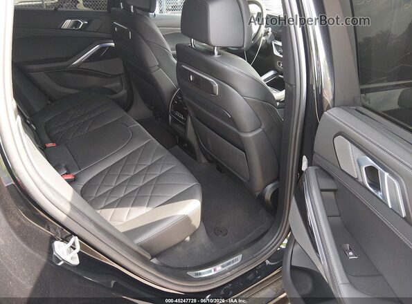 5UX33EX05R9U78624 2024 BMW X6 Black VIN კოდის სტიკერის ხედი