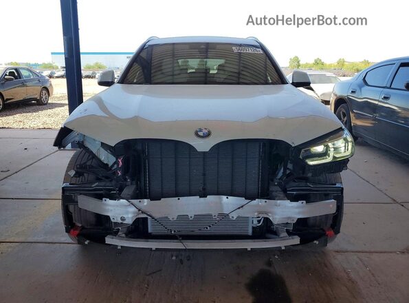 5UX43DP00R9U63236 2024 BMW X3 Белый Вид спереди