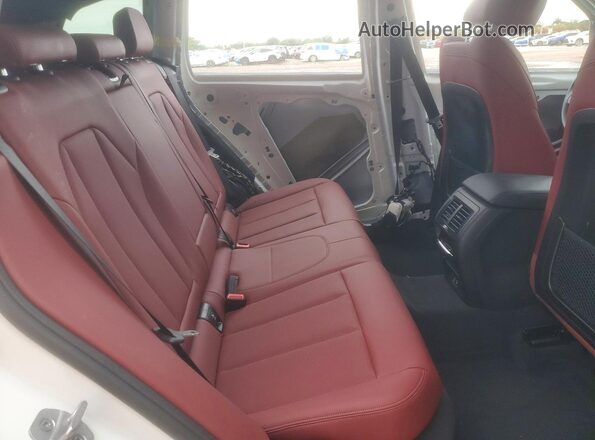 5UX43DP00R9W78051 2024 BMW X3 White Rear interior view