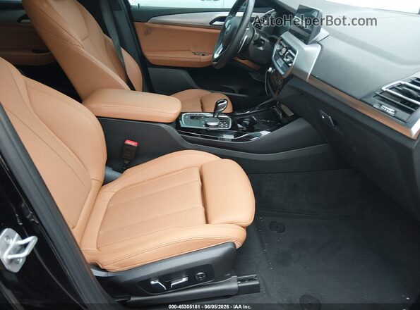 5UX43DP02R9U29959 2024 BMW X3 Black წინა სალონის ხედი