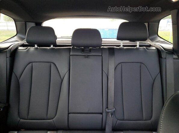 5UX43DP02R9X00583 2024 BMW X3 Серый Вид задних сидений