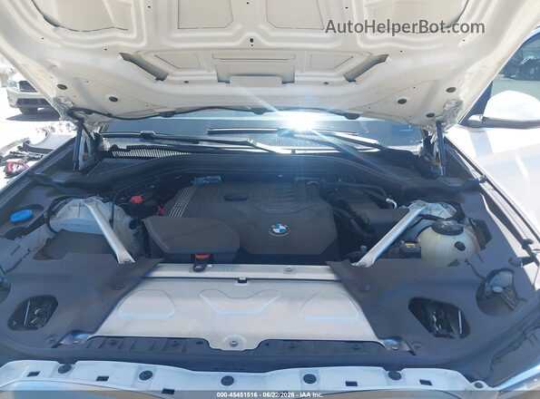 5UX43DP03N9K67205 2022 BMW X3 White Widok z tyłu