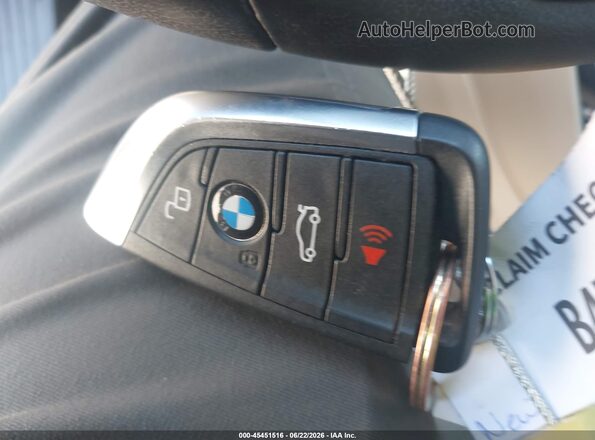 5UX43DP03N9K67205 2022 BMW X3 White Widok deski rozdzielczej