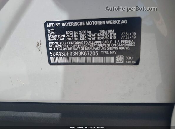 5UX43DP03N9K67205 2022 BMW X3 White Widok komory silnika