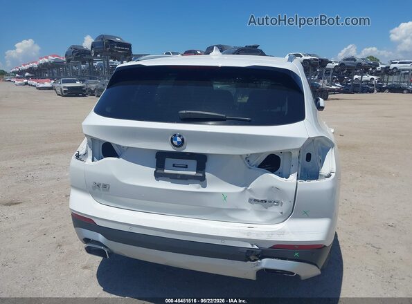 5UX43DP03N9K67205 2022 BMW X3 White Widok z przodu