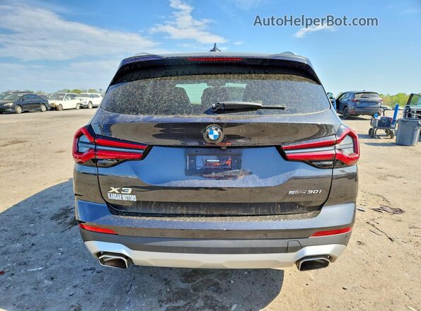 5UX43DP03N9L74996 2022 BMW X3 Black Rear view