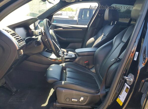 5UX43DP04P9S81519 2023 BMW X3 Black Front interior view