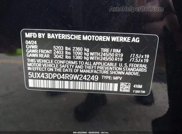 5UX43DP04R9W24249 2024 BMW X3 Black Vista del compartimento del motor