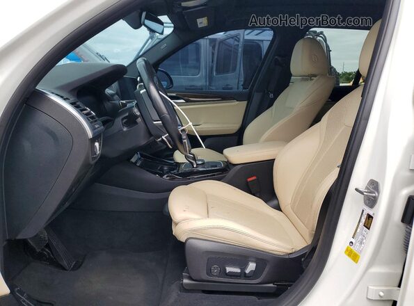 5UX43DP05P9N75575 2023 BMW X3 White წინა სალონის ხედი