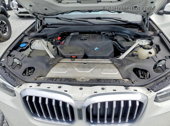 5UX43DP05P9N75575 2023 BMW X3 White ძრავის განყოფილების ხედი