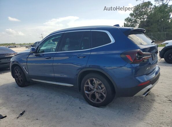5UX43DP05R9U50157 2024 BMW X3 Blue Trasero izquierdo
