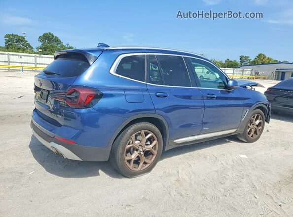 5UX43DP05R9U50157 2024 BMW X3 Blue Trasero derecho