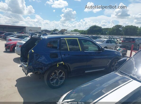 5UX43DP07N9L57814 2022 BMW X3 Синий Панорамный вид салона 360°