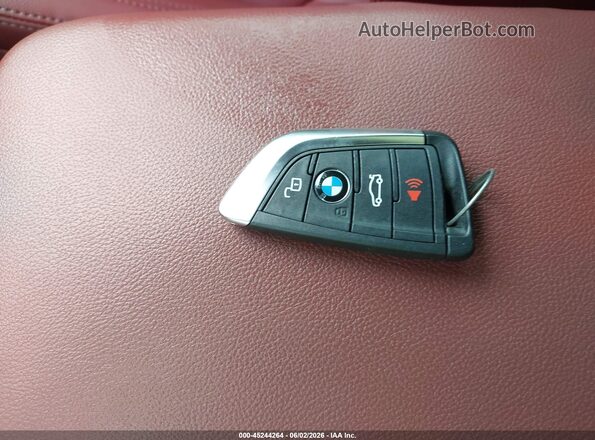 5UX43DP08N9K59472 2022 BMW X3 Blue Vista del salpicadero