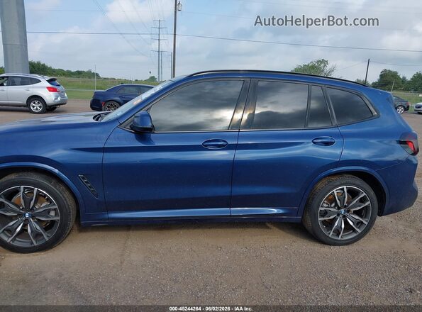 5UX43DP08N9K59472 2022 BMW X3 Blue Vista interior de 360 grados