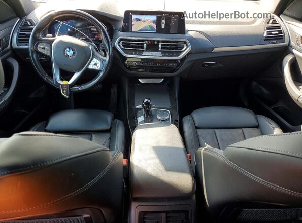 5UX43DP08P9S05060 2023 BMW X3 White Dashboard view