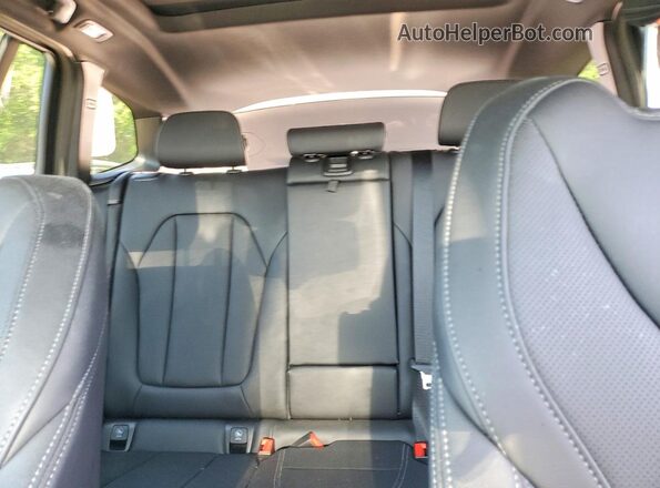 5UX43DP0XR9U16764 2024 BMW X3 White Rear seats view