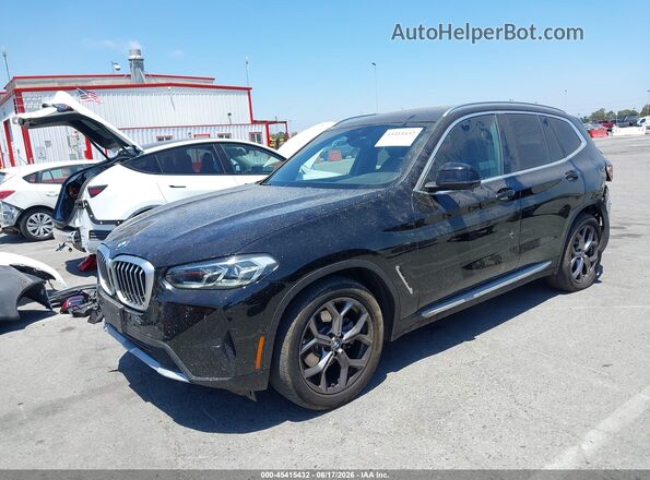 5UX43DP0XR9U57802 2024 BMW X3 Черный Передняя левая четверть