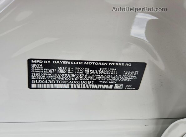 5UX43DT0XS9X68691 2025 BMW X4 White Widok wnętrza 360 stopni