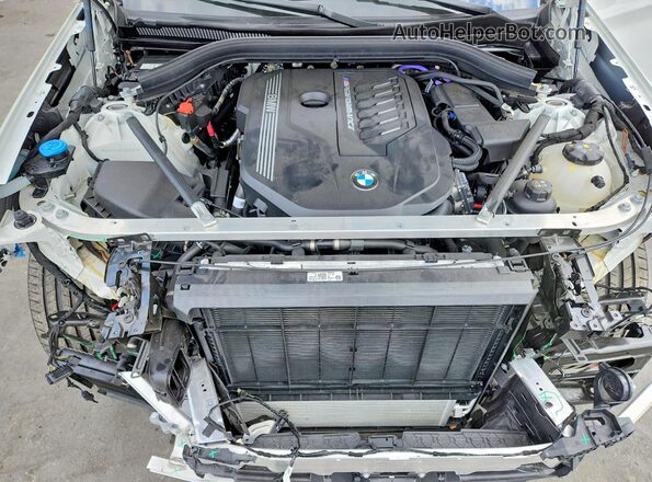 5UX43DT0XS9X68691 2025 BMW X4 White Widok komory silnika