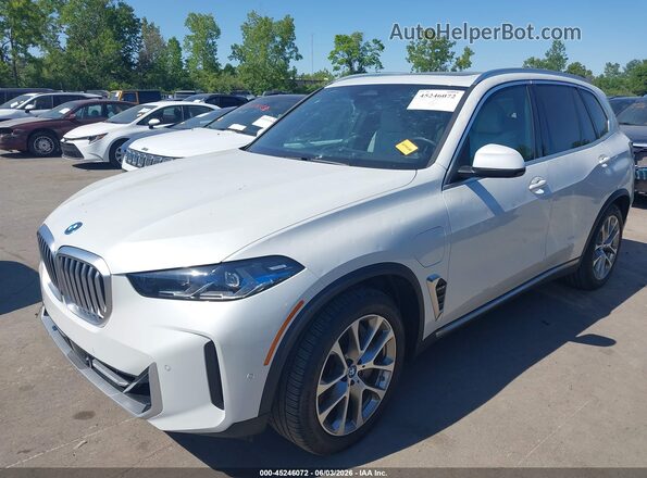 5UX43EU07R9V06870 2024 BMW X5 White Передня ліва чверть