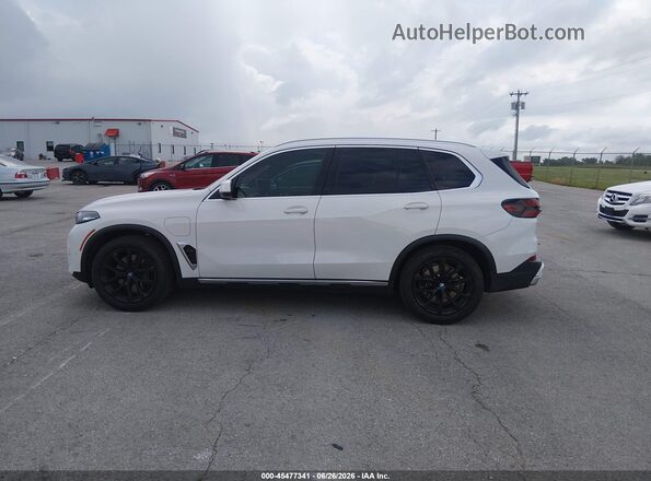 5UX43EU0XR9T14665 2024 BMW X5 White სალონის 360-გრადუსიანი ხედი