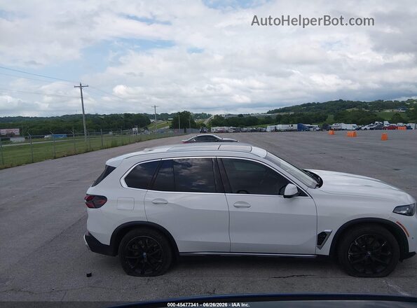 5UX43EU0XR9T14665 2024 BMW X5 White უკანა სალონის ხედი