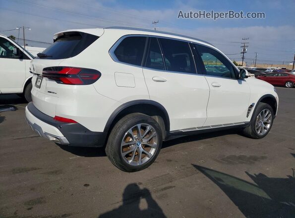 5UX43EU0XS9Y04268 2025 BMW X5 White Հետևի աջ