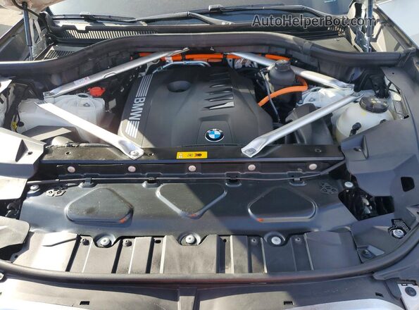 5UX43EU0XS9Y04268 2025 BMW X5 White Շարժիչի բաժամունքի տեսք