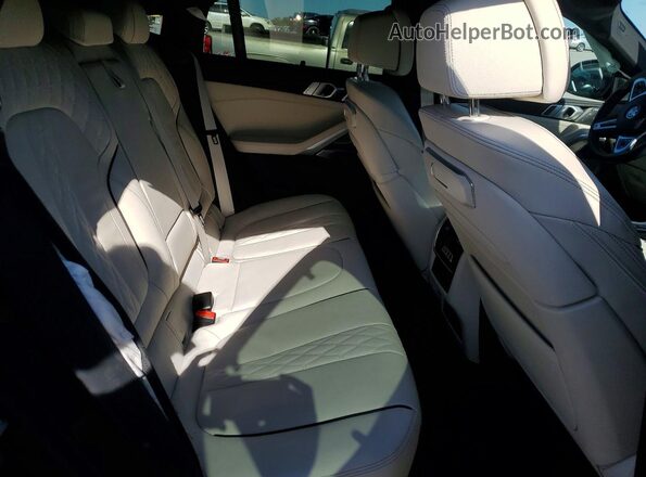 5UX43EX00S9Y28834 2025 BMW X6 Charcoal Вид задньої частини салону