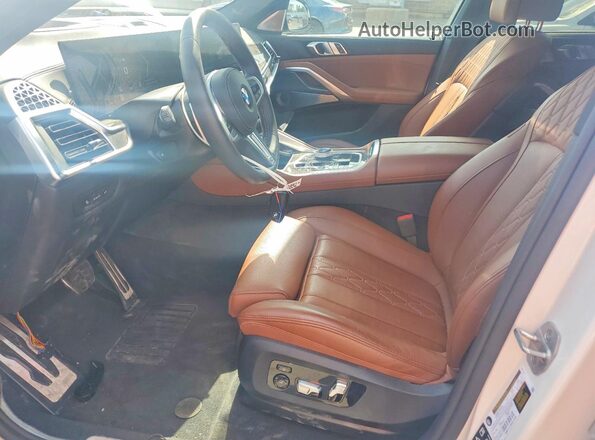 5UX43EX0XT9242756 2026 BMW X6 Белый Вид салона спереди