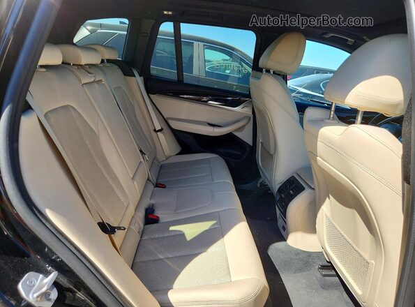 5UX53DP01N9K97680 2022 BMW X3 Black Widok tylnych siedzeń