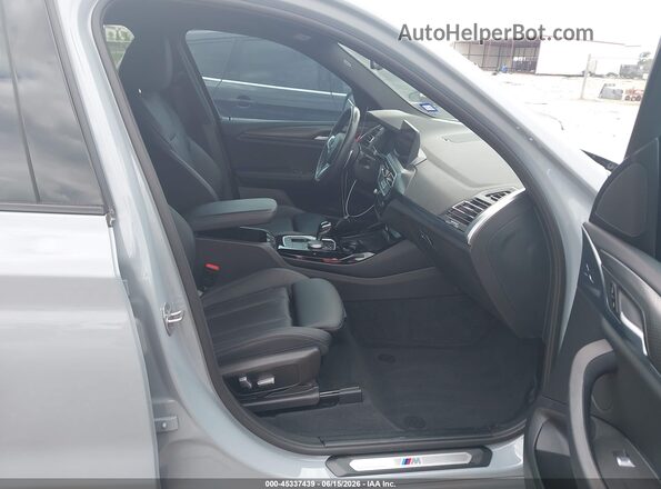 5UX53DP01P9R73161 2023 BMW X3 Серый Вид салона спереди