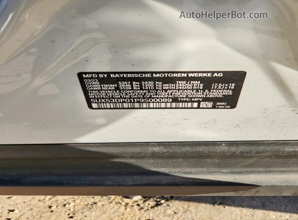 5UX53DP01P9S00089 2023 BMW X3 White 360 interior view