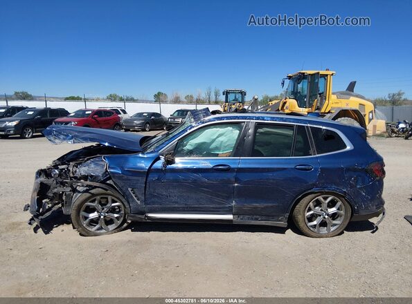 5UX53DP01R9V52351 2024 BMW X3 Blue Панорамний вид салону 360°