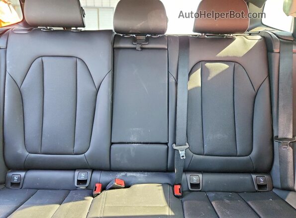 5UX53DP02P9S09481 2023 BMW X3 Charcoal Rear seats view
