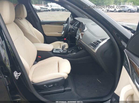 5UX53DP02R9V31525 2024 BMW X3 Black Front interior view