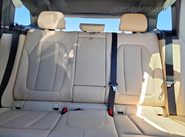 5UX53DP04P9R98507 2023 BMW X3 Gray Rear seats view