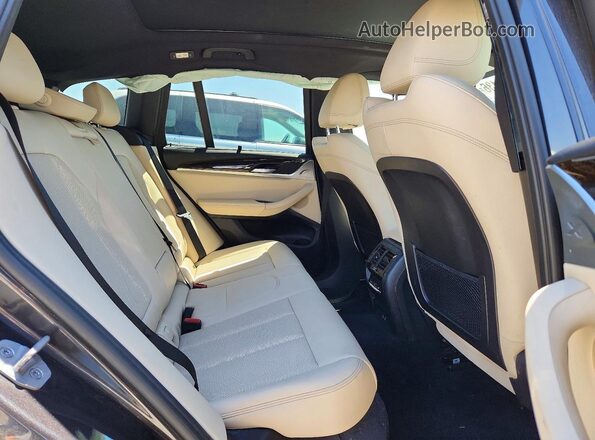5UX53DP04P9R98507 2023 BMW X3 Gray Rear interior view